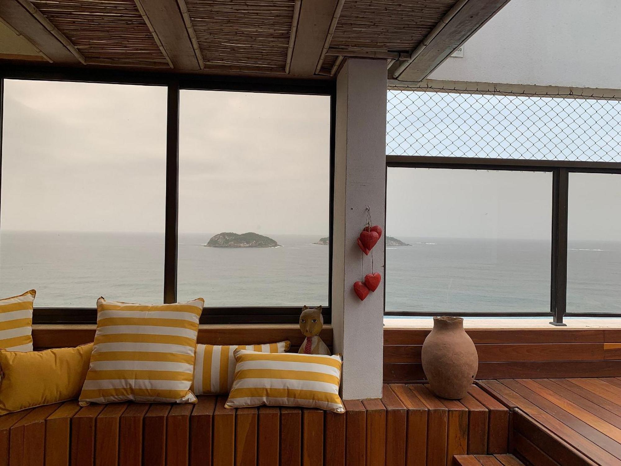 Apartamento Cobertura Duplex Com Piscina E Vista Mar B11-0018